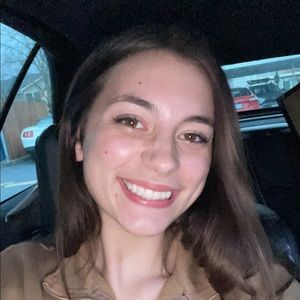 Meet your Posher, Avery